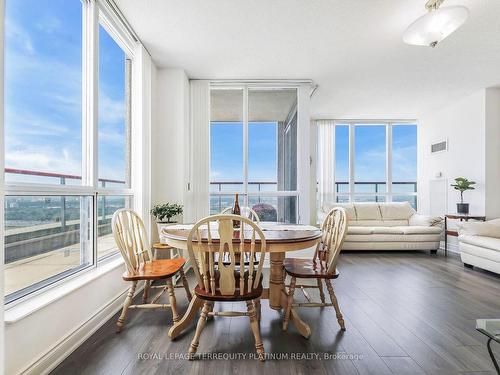 Ph3403-60 Brian Harrison Way, Toronto, ON - Indoor Photo Showing Dining Room