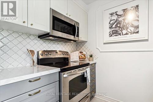 1 - 1370 Fieldlight Boulevard, Pickering, ON - Indoor Photo Showing Kitchen