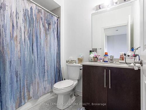 422-33 Whitmer St, Milton, ON - Indoor Photo Showing Bathroom