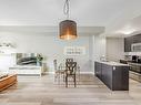 70-130 Twenty Fourth St, Toronto, ON  - Indoor Photo Showing Kitchen 