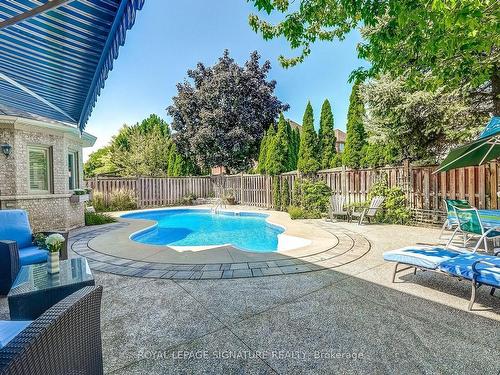 1065 Summit Ridge Dr, Oakville, ON - Outdoor With In Ground Pool With Deck Patio Veranda With Backyard