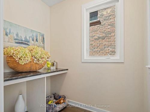 220 Forks Rd, Welland, ON - Indoor Photo Showing Other Room