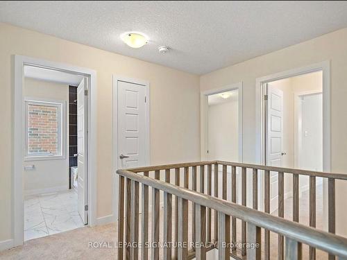 220 Forks Rd, Welland, ON - Indoor Photo Showing Other Room