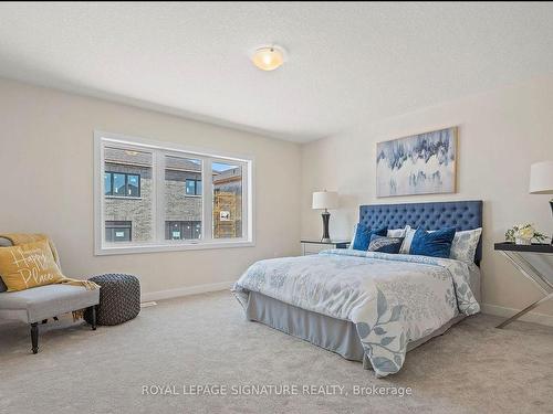 220 Forks Rd, Welland, ON - Indoor Photo Showing Bedroom