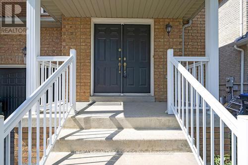 21 Knightswood Crescent, Brampton, ON - Outdoor With Exterior