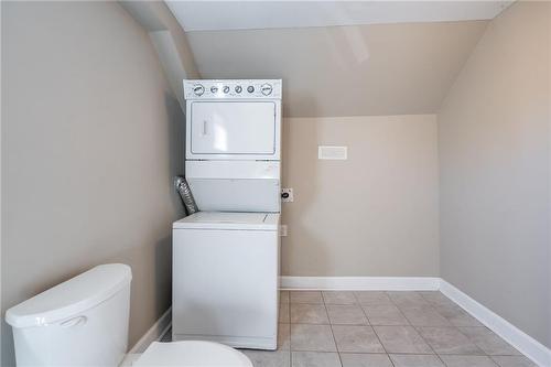 78 Grass Avenue, St. Catharines, ON - Indoor Photo Showing Laundry Room