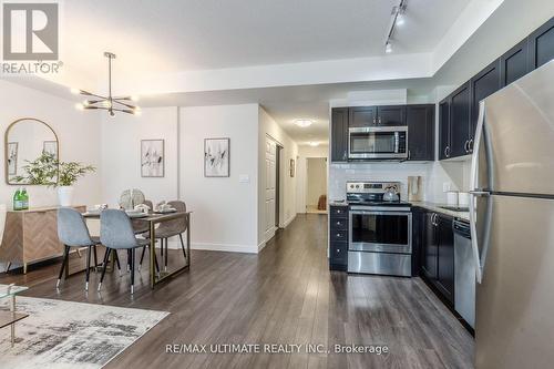 16 - 630 Rogers Road, Toronto (Keelesdale-Eglinton West), ON - Indoor Photo Showing Kitchen