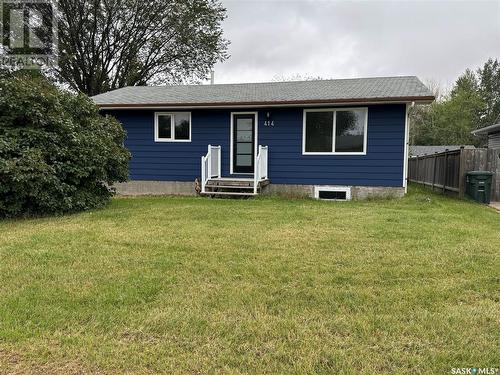 414 4Th Street E, Wilkie, SK - Outdoor