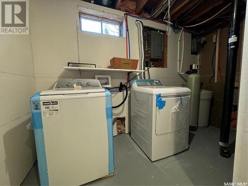 414 4Th Street E, Wilkie, SK - Indoor Photo Showing Basement