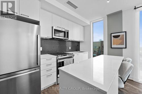 1104 - 1808 St. Clair Avenue W, Toronto (Junction Area), ON - Indoor Photo Showing Kitchen