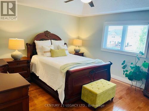 86 Sydie Lane, New Tecumseth, ON - Indoor Photo Showing Bedroom