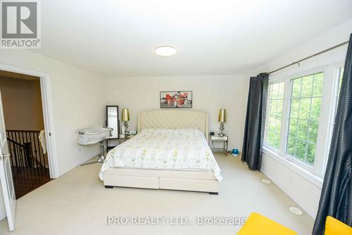 1583 Eglinton Avenue W, Mississauga, ON - Indoor Photo Showing Bedroom