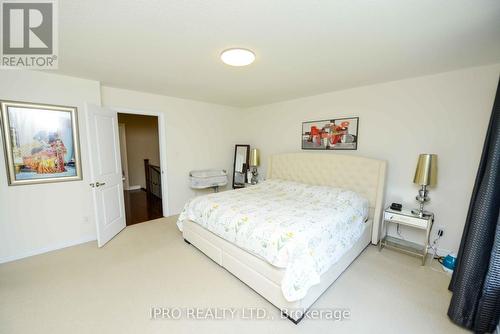 1583 Eglinton Avenue W, Mississauga, ON - Indoor Photo Showing Bedroom