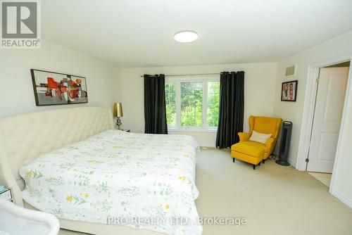 1583 Eglinton Avenue W, Mississauga, ON - Indoor Photo Showing Bedroom