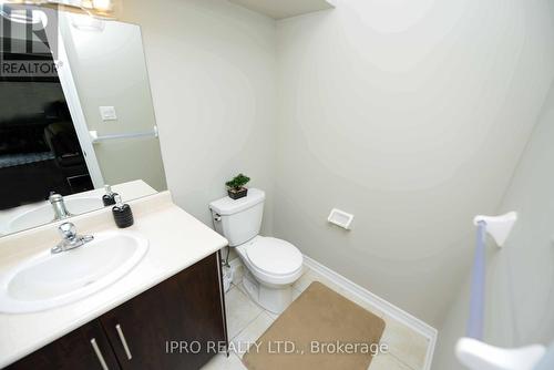 1583 Eglinton Avenue W, Mississauga, ON - Indoor Photo Showing Bathroom