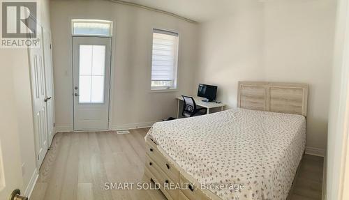 92 Jinnah Avenue, Markham, ON - Indoor Photo Showing Bedroom