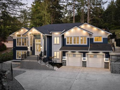 10950 Inwood Rd, North Saanich, BC 