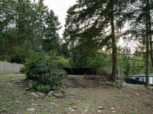 10950 Inwood Rd, North Saanich, BC 