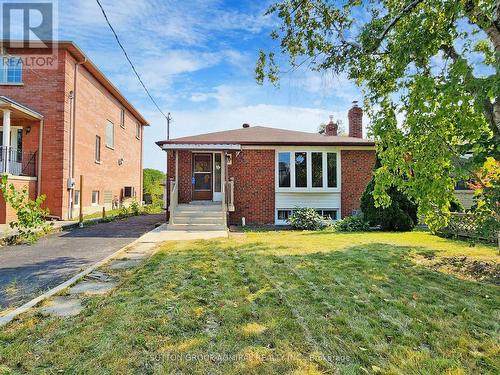 35 Farrell Avenue, Toronto, ON - Outdoor