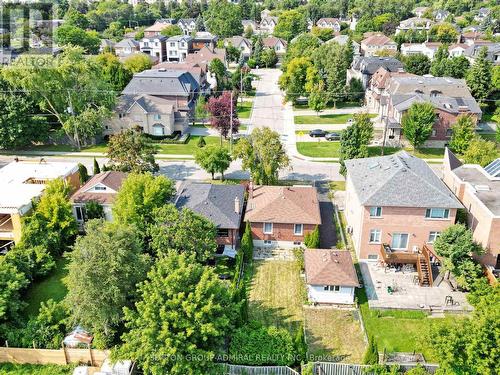 35 Farrell Avenue, Toronto (Willowdale West), ON - Outdoor With View