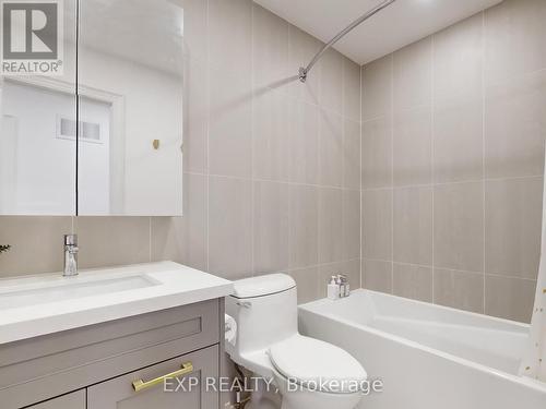 31 Melville Street, Richmond Hill (Langstaff), ON - Indoor Photo Showing Bathroom