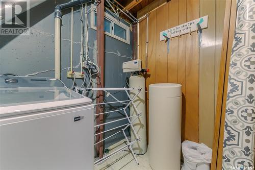 3607 25Th Avenue, Regina, SK - Indoor Photo Showing Laundry Room