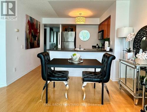 312 - 28 Harrison Garden Boulevard, Toronto, ON - Indoor Photo Showing Dining Room