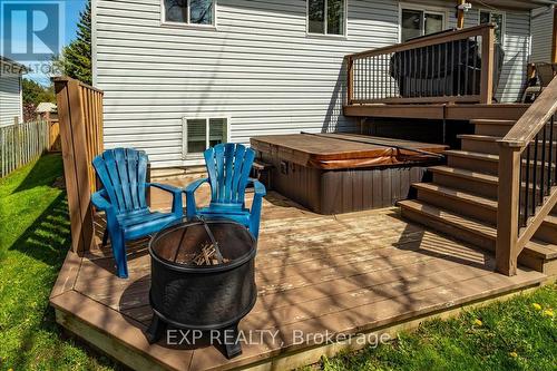 35 Reid Crescent, Collingwood, ON - Outdoor With Deck Patio Veranda With Exterior