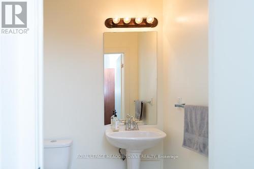 212 - 200 Stinson Street, Hamilton (Stinson), ON - Indoor Photo Showing Bathroom