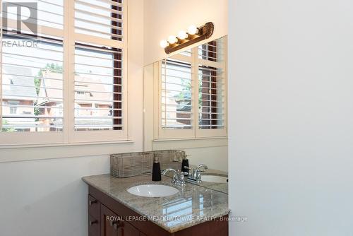 212 - 200 Stinson Street, Hamilton (Stinson), ON - Indoor Photo Showing Bathroom