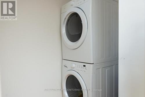 212 - 200 Stinson Street, Hamilton (Stinson), ON - Indoor Photo Showing Laundry Room