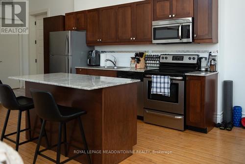 212 - 200 Stinson Street, Hamilton (Stinson), ON - Indoor Photo Showing Kitchen