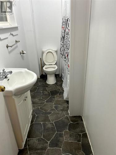 2 St. Mary'S Road, Corner Brook, NL - Indoor Photo Showing Bathroom