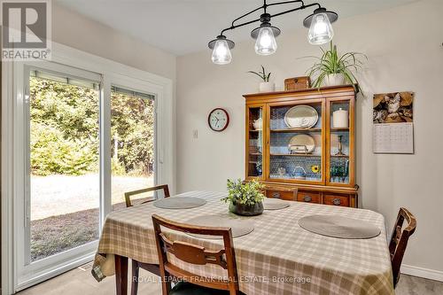 57 Kenedon Drive, Kawartha Lakes, ON - Indoor Photo Showing Dining Room