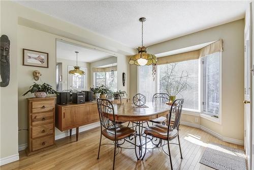 dining room area - 2141 Ghent Avenue, Burlington, ON - Indoor Photo Showing Dining Room