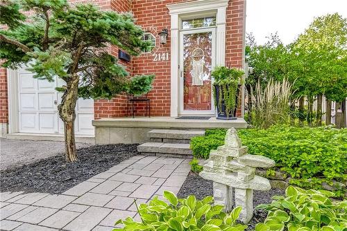 2141 Ghent Avenue, Burlington, ON - Outdoor