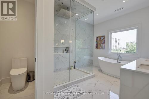 59 Riverview Heights, Toronto, ON - Indoor Photo Showing Bathroom