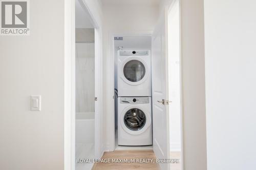 1410 - 36 Elm Drive, Mississauga (Fairview), ON - Indoor Photo Showing Laundry Room