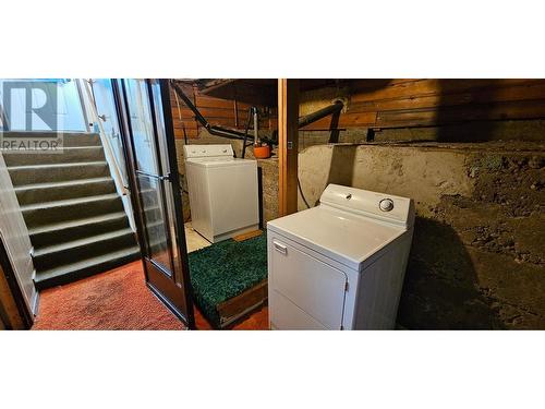 766 307Th  Street, Kimberley, BC - Indoor Photo Showing Laundry Room