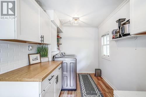 3 Hardwood Drive, Georgina (Sutton & Jackson'S Point), ON - Indoor Photo Showing Laundry Room