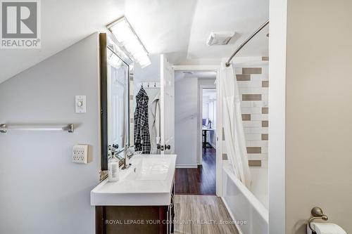 3 Hardwood Drive, Georgina (Sutton & Jackson'S Point), ON - Indoor Photo Showing Bathroom