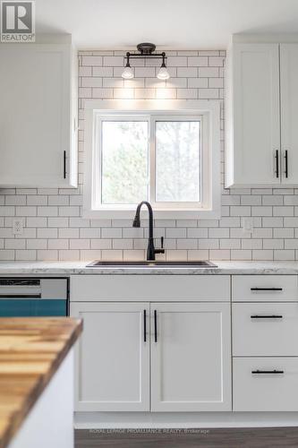 96 Hungerford Street, Tweed, ON - Indoor Photo Showing Kitchen