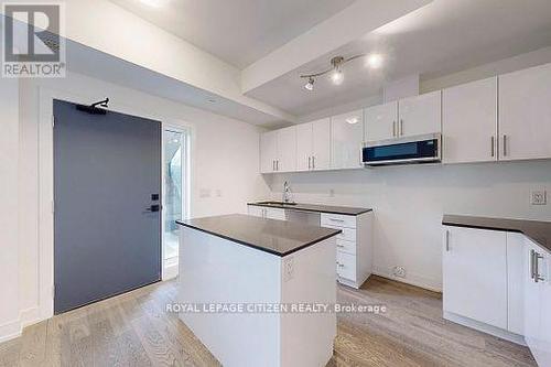 147 - 1075 Douglas Mccurdy Comn, Mississauga (Lakeview), ON - Indoor Photo Showing Kitchen