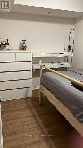 42 - 26 Fieldway Road, Toronto (Islington-City Centre West), ON - Indoor Photo Showing Bedroom