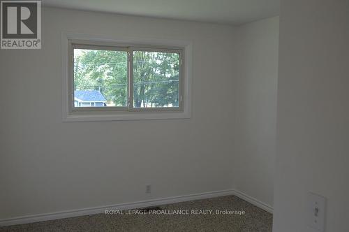 5 Lakeview Lane, Quinte West, ON - Indoor Photo Showing Other Room