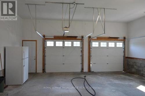 5 Lakeview Lane, Quinte West, ON - Indoor Photo Showing Garage