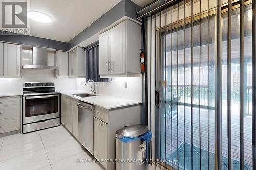 116 Chartland Boulevard S, Toronto (Agincourt North), ON - Indoor Photo Showing Kitchen