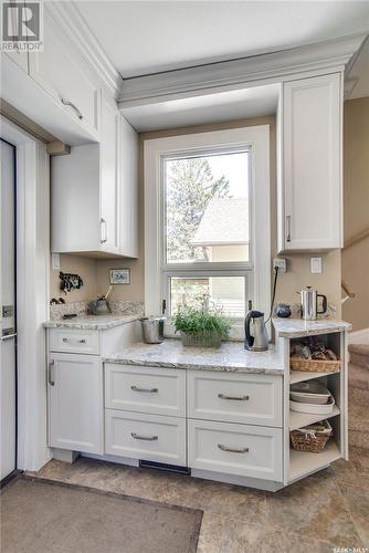 702 King Street, Saskatoon, SK - Indoor Photo Showing Kitchen