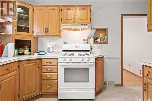 134 106Th Street W, Saskatoon, SK - Indoor Photo Showing Kitchen