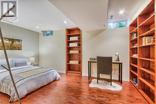 39 Segwun Road, Hamilton (Waterdown), ON - Indoor Photo Showing Bedroom